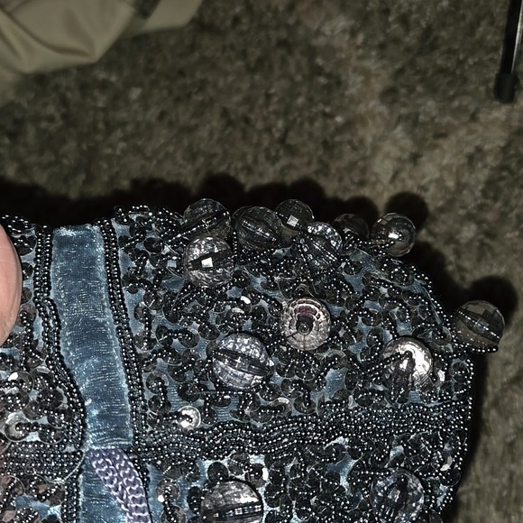 EUC Sara Sara Beaded bag - Picture 7 of 7